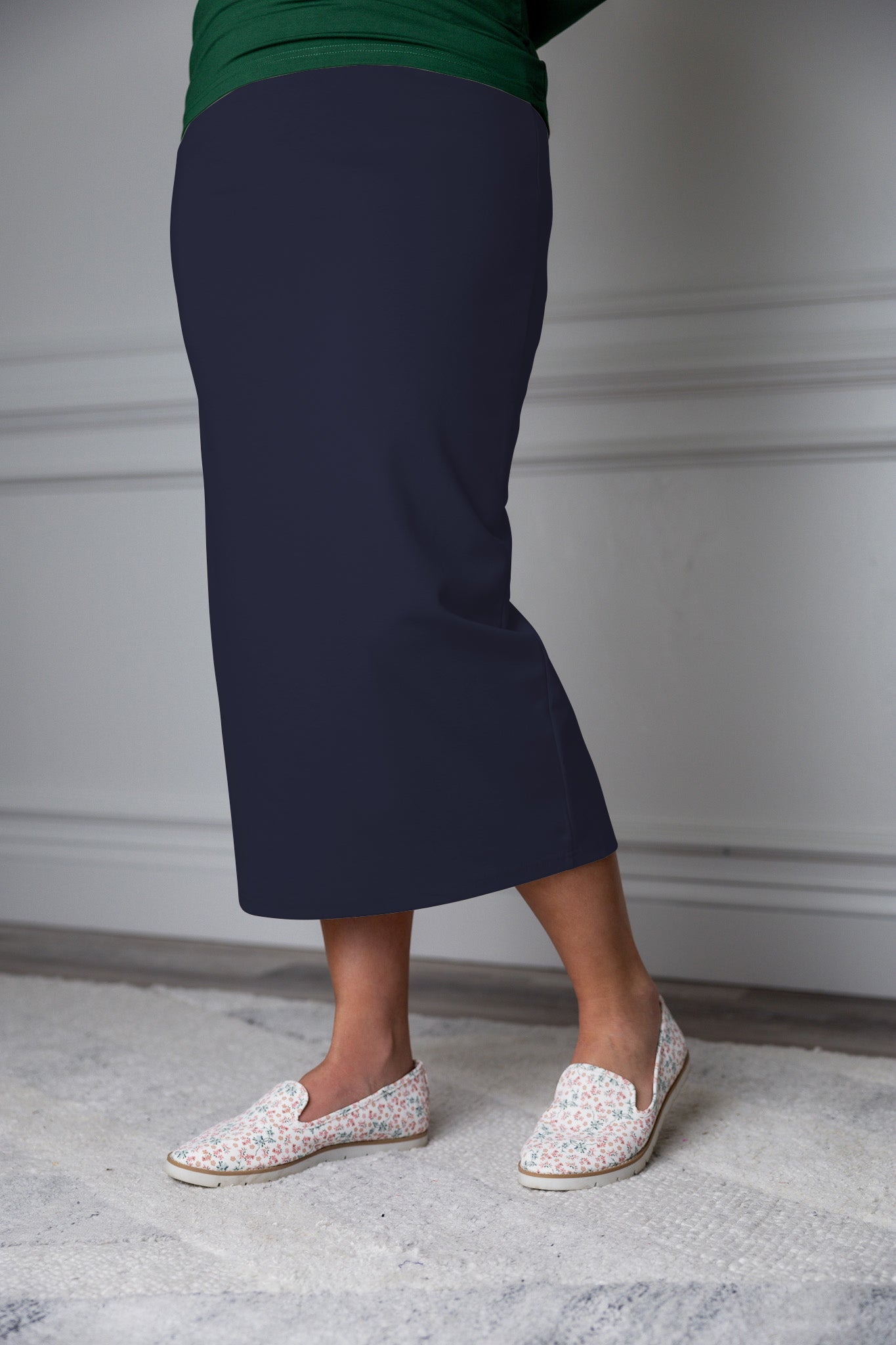 31"classic midi pencil skirt solid